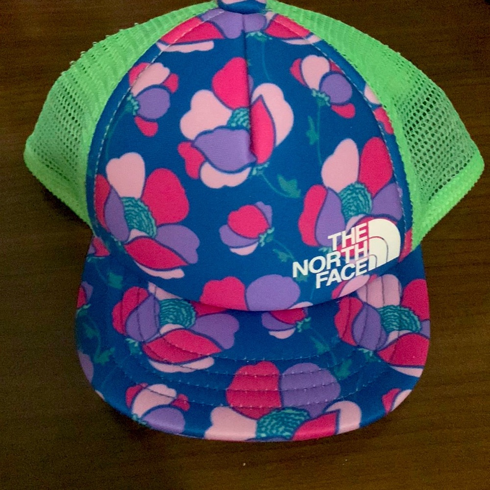 North face hat for infants